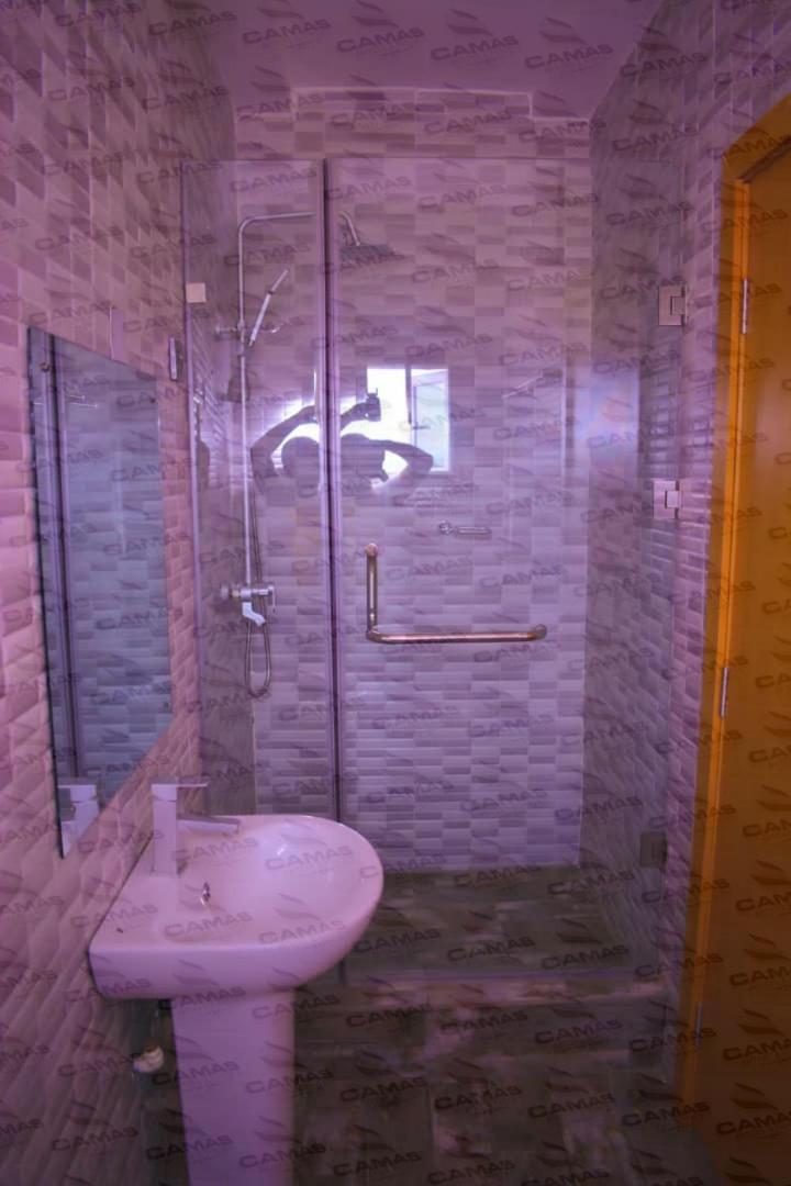 Camas Hotel&Suite Asero Abeokuta Exteriér fotografie