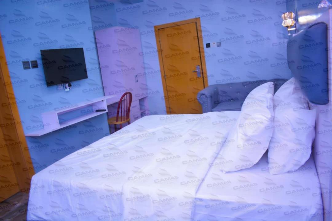 Camas Hotel&Suite Asero Abeokuta Exteriér fotografie